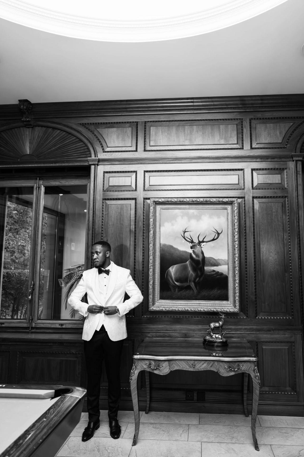 Maude et Ivan - Élégance du marié